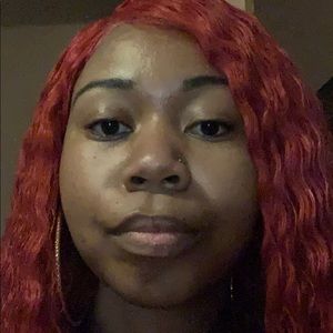 Meet your Posher, Kendra